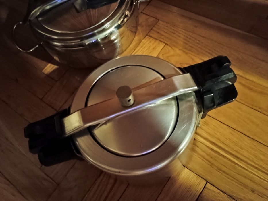 Dwa szybkowary 1,5 i 2,0 litra