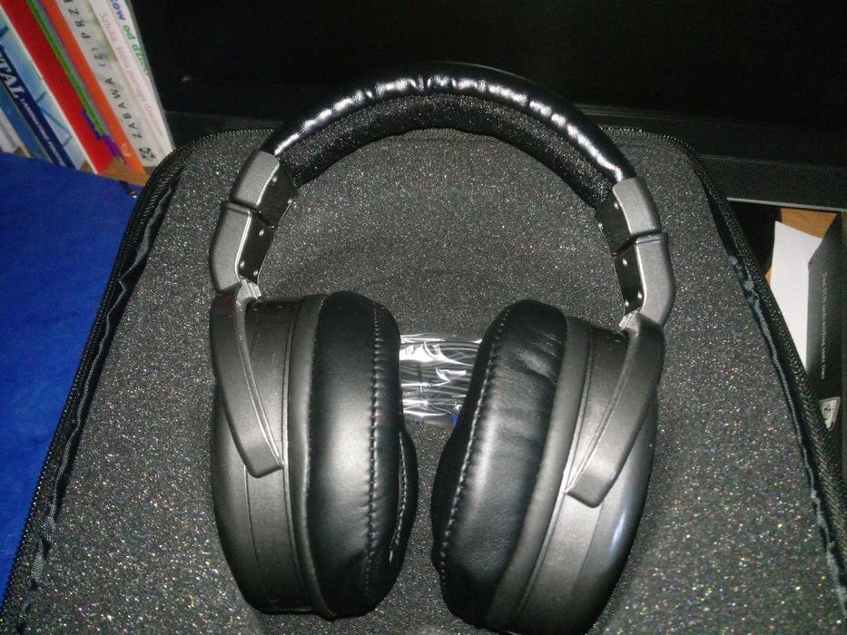 Chess-Tools CT660 Brainwavz HM5 sluchawki