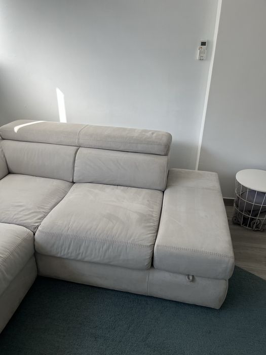 Sofa com chaise/canto