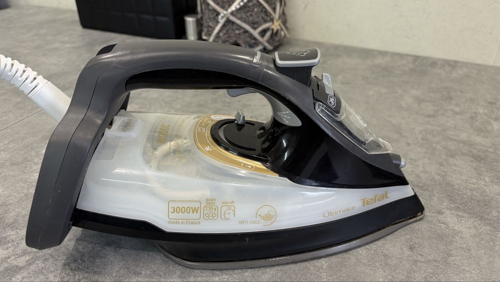 Праска Tefal. 600грн