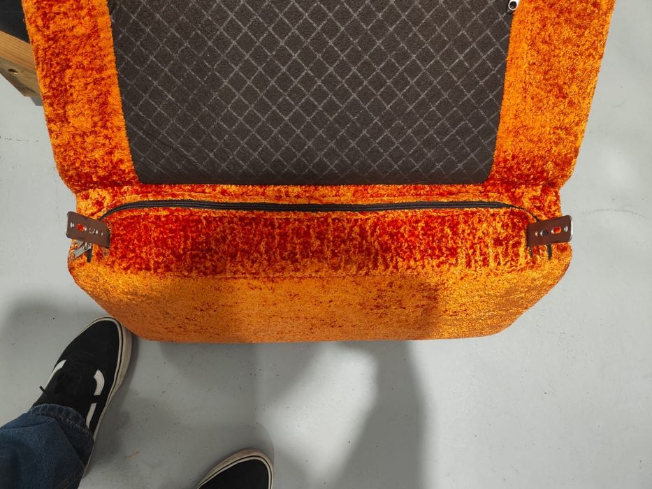 Sofa grande laranja
