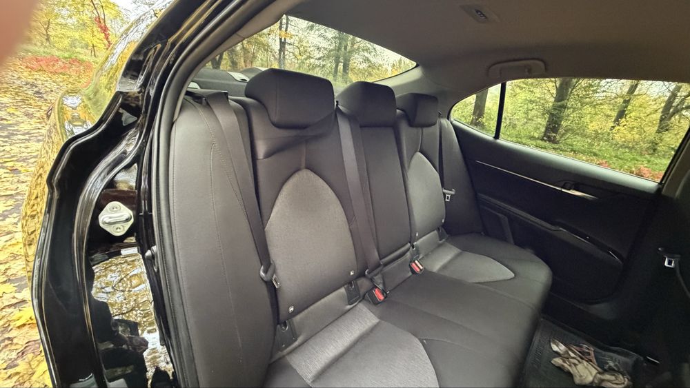 Toyota Camry 70 офіційна