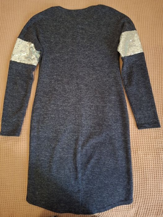 Сукня з рукавами р.42-44