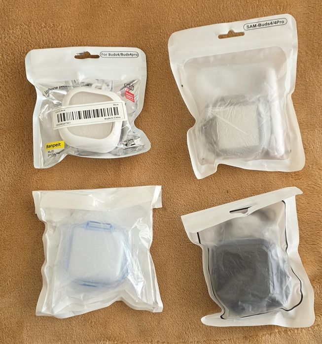 Продам чохли на навушники Samsung Buds 4
