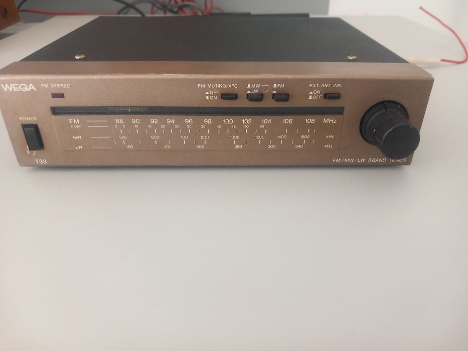 Wega 3 band tuner