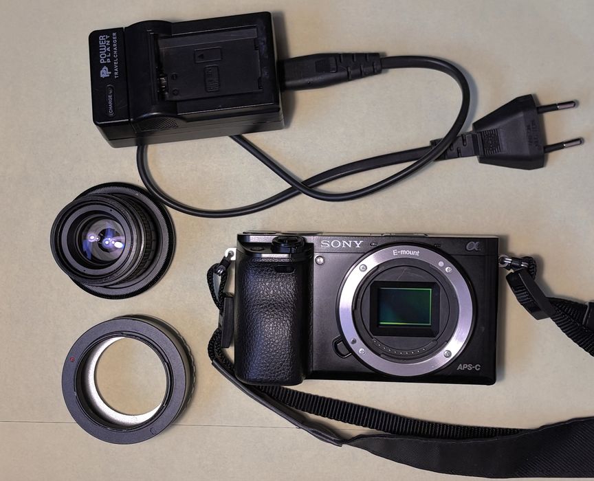 фотоапарат sony a6000