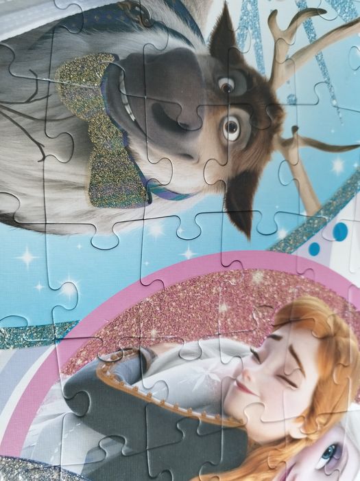 Glitter puzzle z Elsą 100 elementów