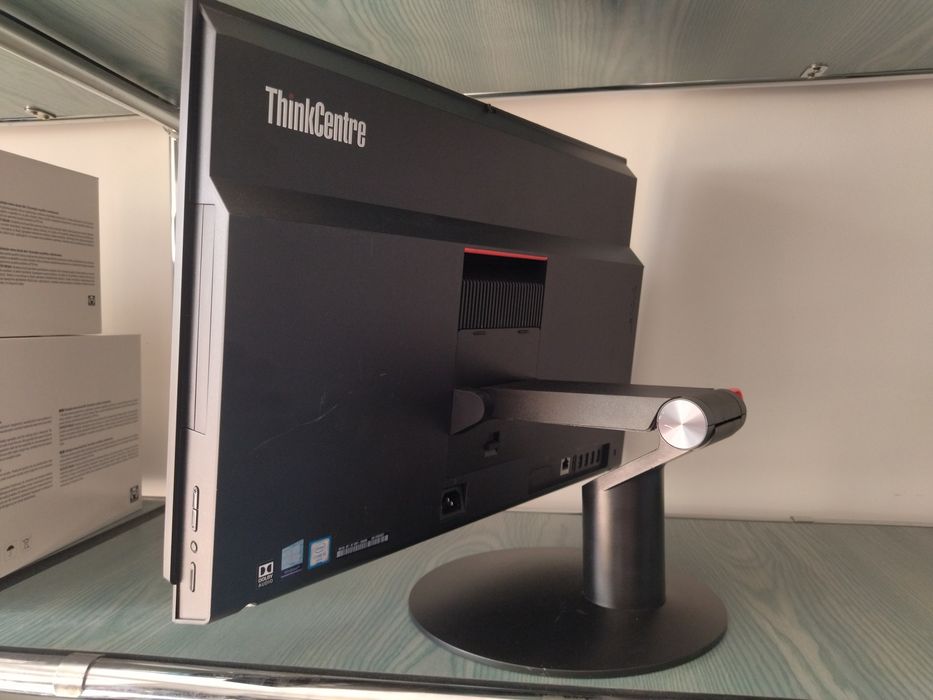 Komputer Lenovo M810z AIO