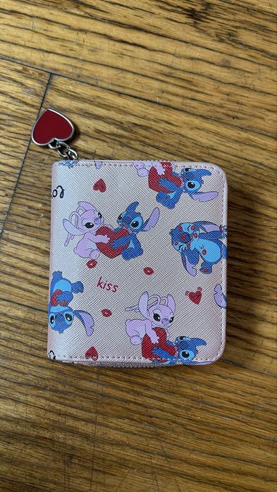 Disney- Carteira / Porta-moedas Stitch Disney – Stitch & Angel
