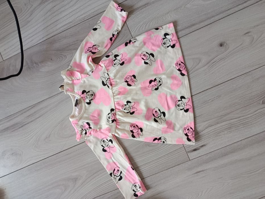 Ubranka niemowlęce dla dziewczynki rozmiar 74