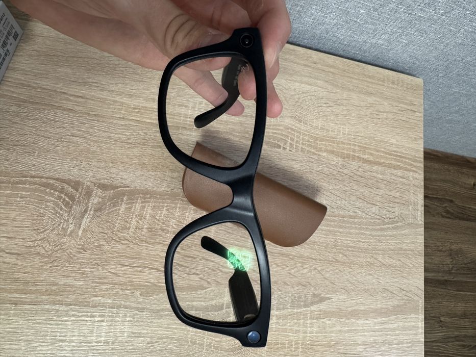 Ray-Ban Meta Wayfarer - Gen 2 AI Glasses