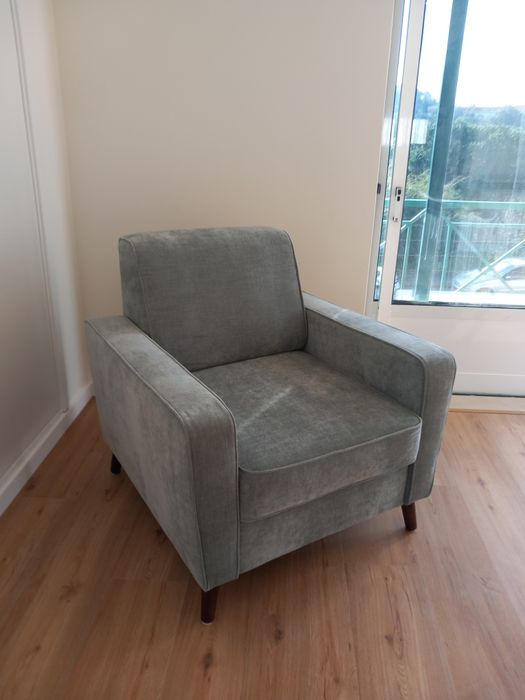 Cadeirao Nunca usado, completamente novo