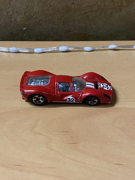 Hotwheels Ferrari 330 P4 2010
