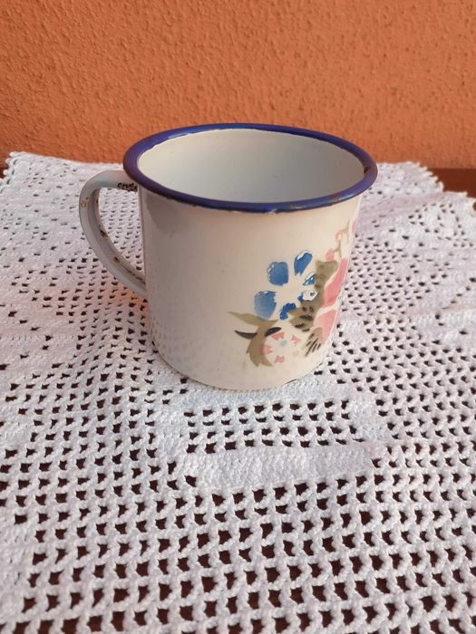 Chávena em esmalte64297811546883121
