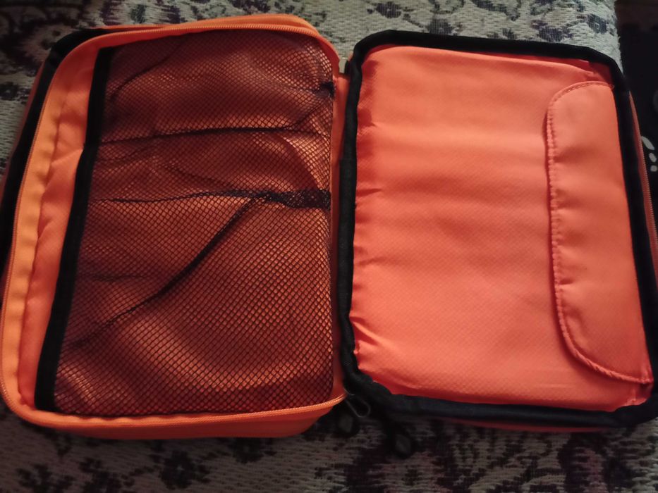 2 Arquivadores de material electrónico