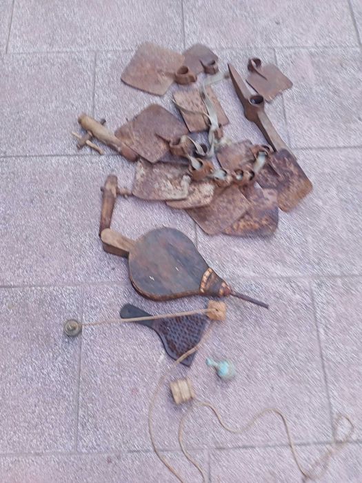 Ferralha, enxadas decoração