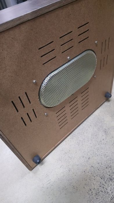 Magnetofon szpulowy Sony