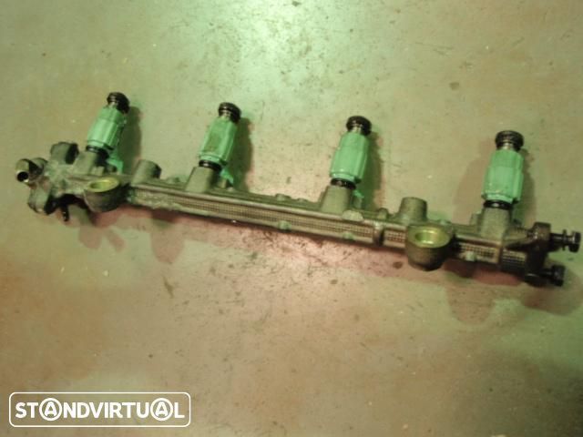 Regua de injecao - Mitsubishi Carisma 1.6 i