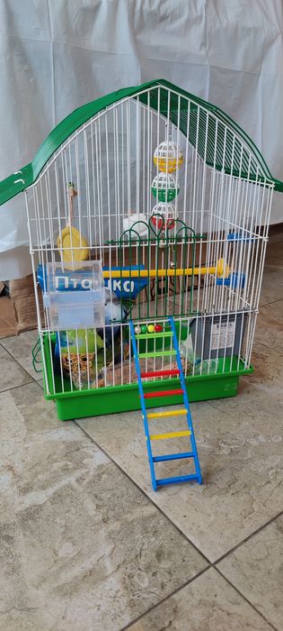 Продам клетку для попугая
