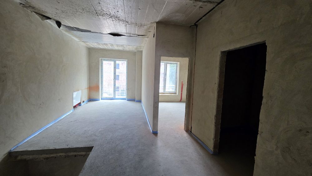 Продається зданий таунхаус на Роші