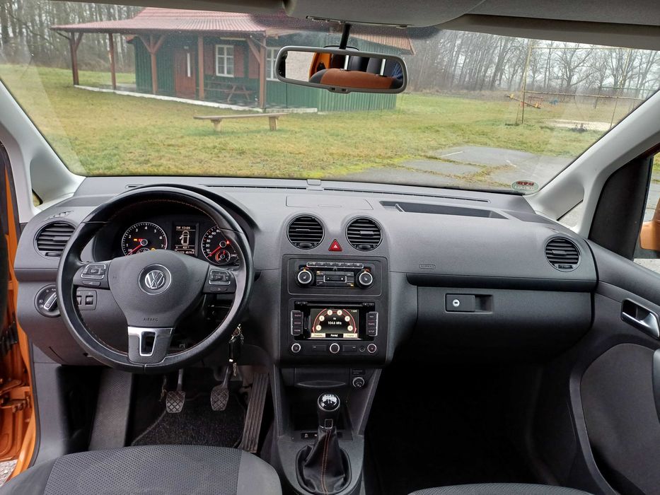 Volkswagen Caddy Max 2.0 B CNG Klimatronic Czujniki parkowania 7 osób