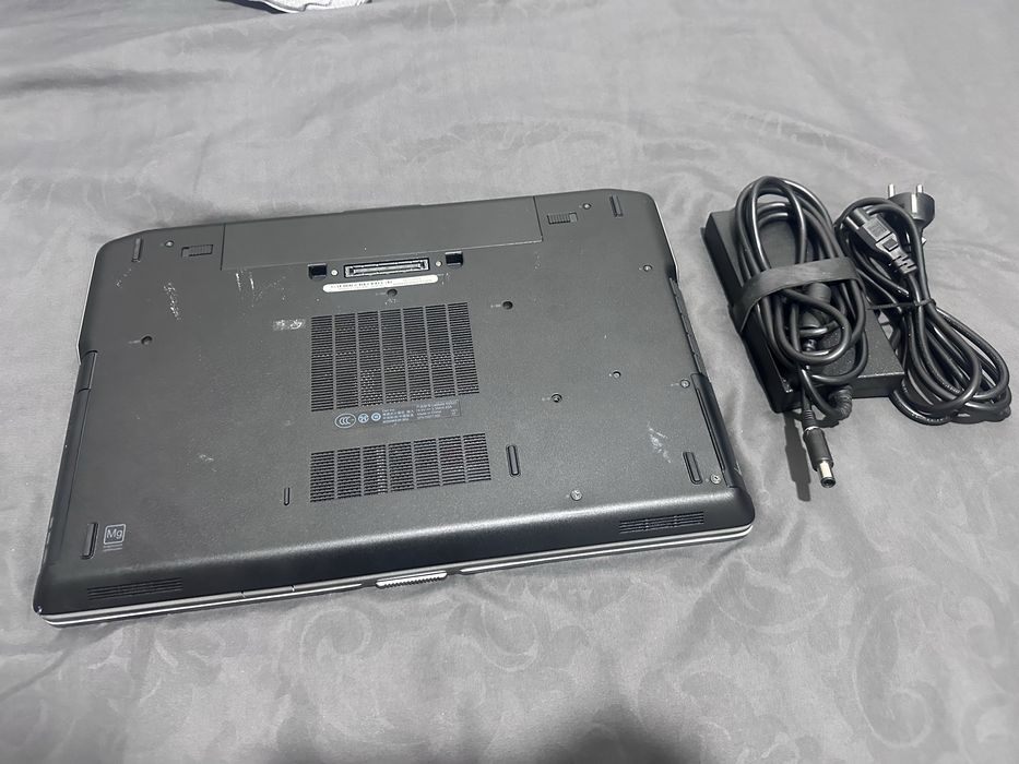 Laptop Dell core-i7 16Gb RAM 120GB SSD NVIDIA 4200M