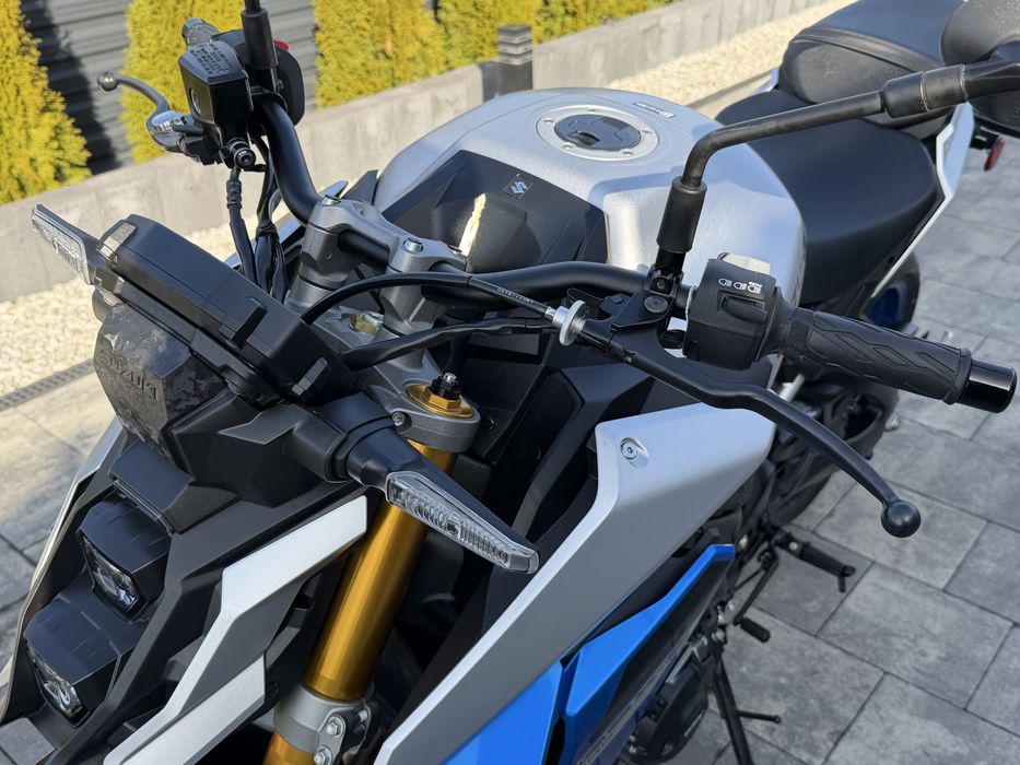 Suzuki gsx s 1000 2025