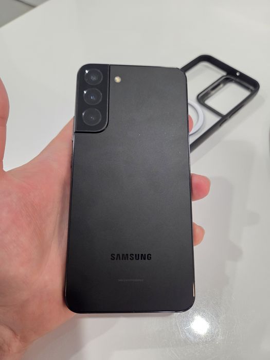 Samsung Galaxy S22+ PLUS 5G Snapdragon 8 Gen1