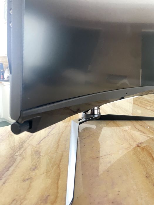 MSI MEG381CQR Plus 38” Nano IPS 144Hz 3840×1600 | TOP