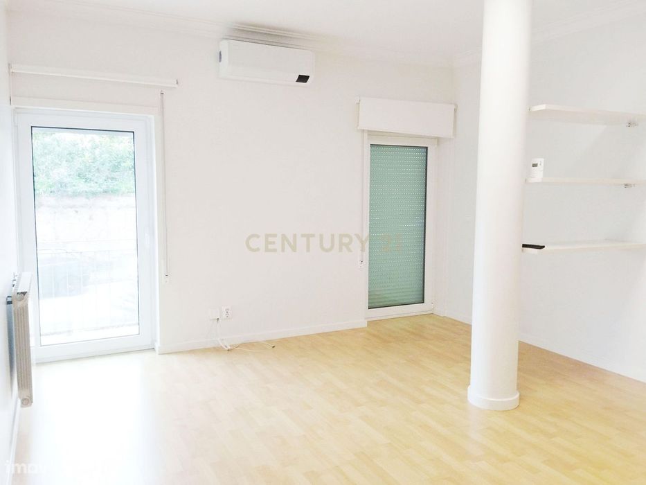 Apartamento T1 para arrendamento em São Martinho do Bispo – Quinta das
