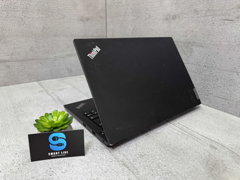 Стильний ноутбук Lenovo E14 Gen 3/Ryzen 3/8 ddr4/256 ssd/14 FullHD ips