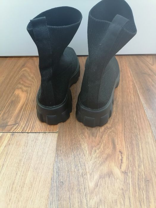 Damskie buty skarpeta