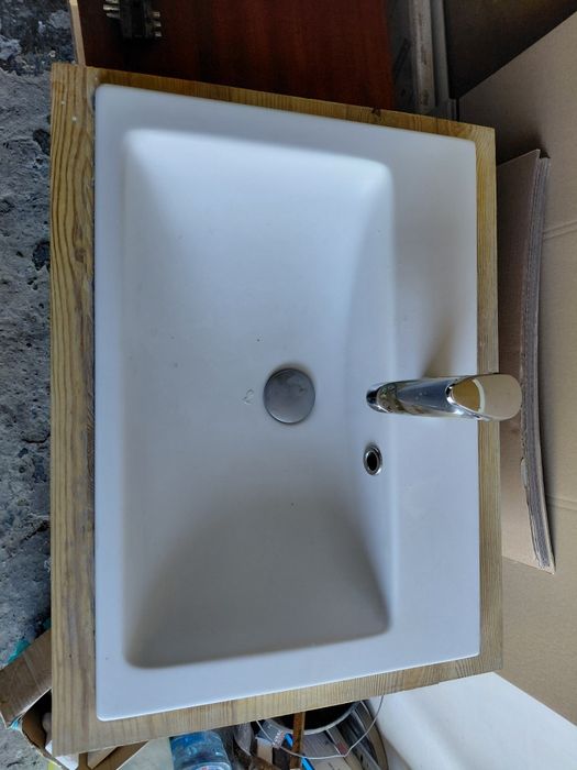 Umywalka łazienkowa +bateria