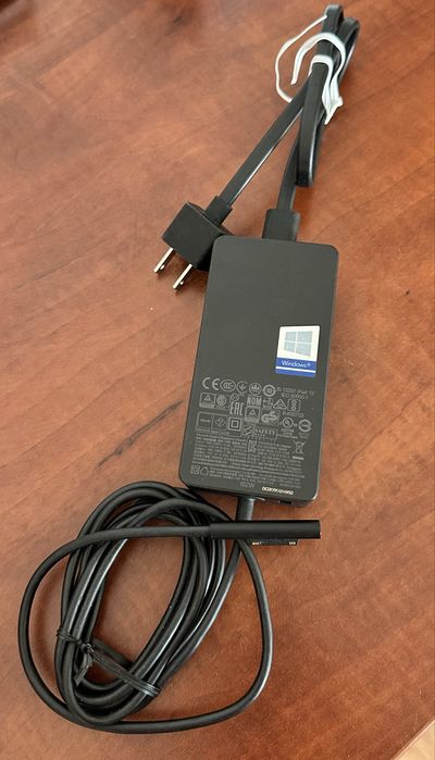Великий вибір блоків  живлення microsoft surface model 1512, 1627, 1625, 1798 — перша ціна