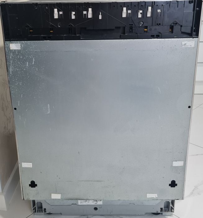 Посудомийна машина NEFF