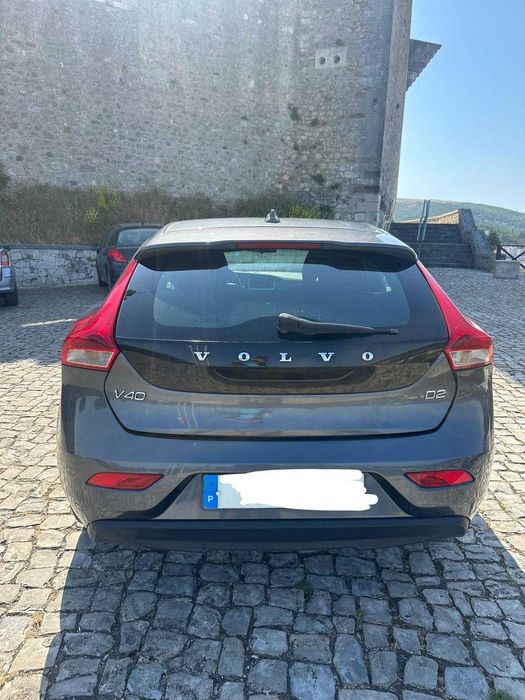 Volvo V40, estado impecável, muito económico (4l), 191.331 kms