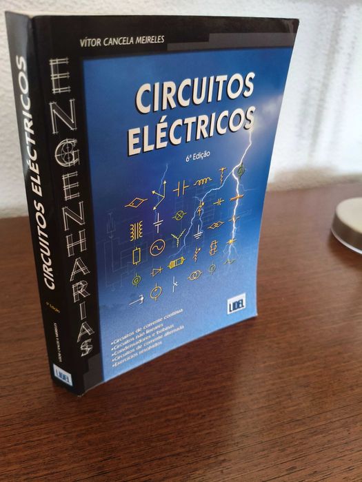 Circuitos Eléctricos de Vitor Meireles