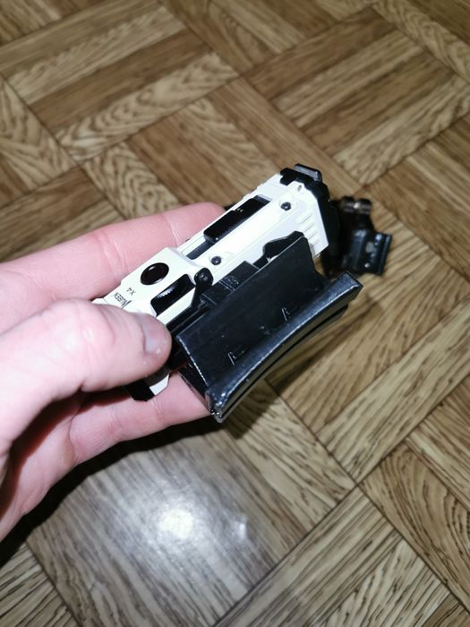 Крепление фонаря wuben x4  на руль велосипеда и на голову