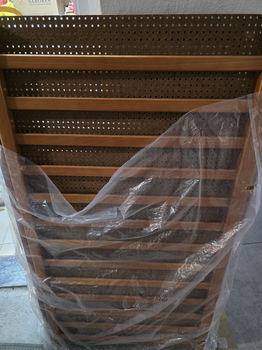 Berço bebé com colchão