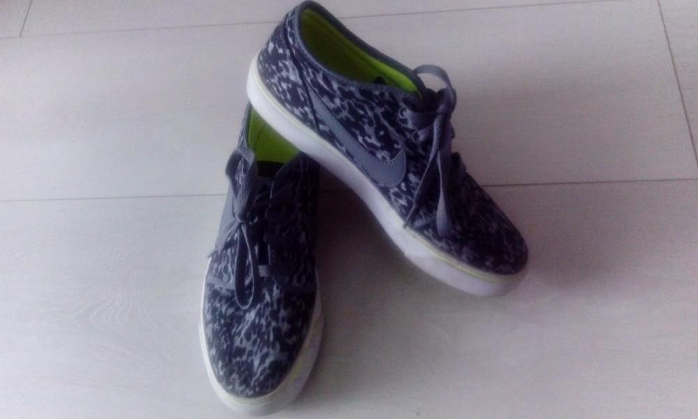 Buty NIKE roz 38