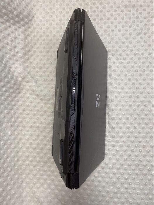 Ігровий ноутбук DREAM MACHINES