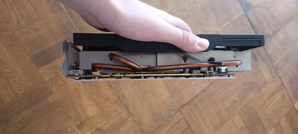 Продам rx 5600xt