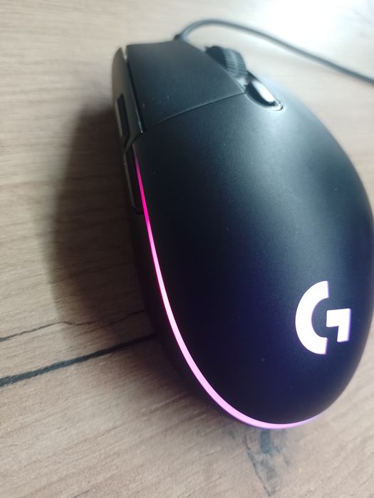 Myszka Logitech G102 LIGHTSYNC