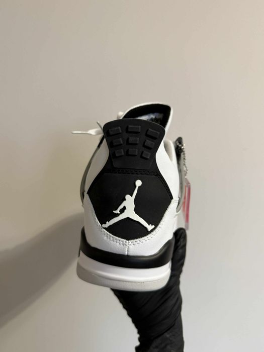 Nowe nike Air Jordan 4 Retro