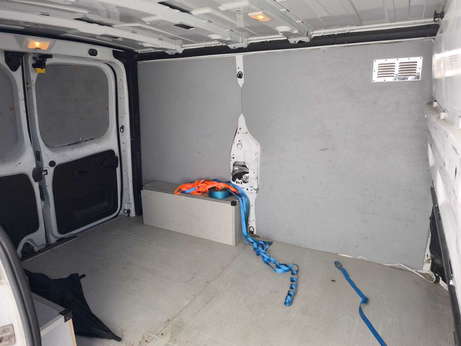 Carrinha Renault Tráfic 1.6 120 CV