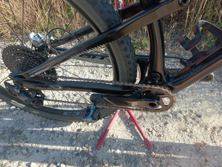 Bicicleta BH Lynx Race Tamanho s
Roda 29