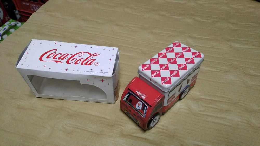 Carrinhos Coca Cola com Caixa