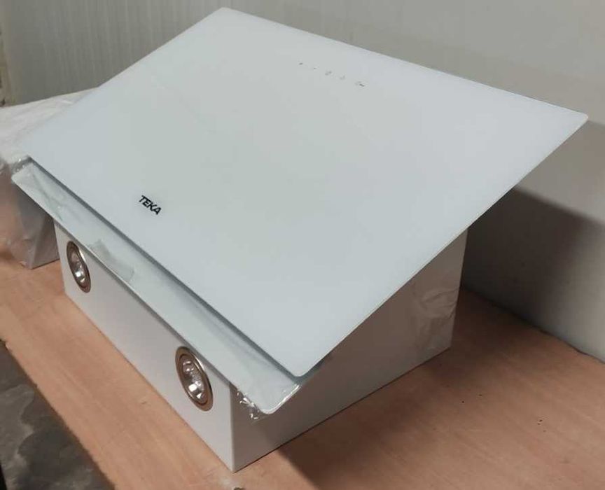 Okap przyścienny Teka DVN 64030 TTC WH 60cm OUTLET 24G24DE66