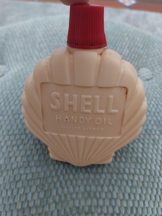 Embalagem vintage  shell Handy Oil