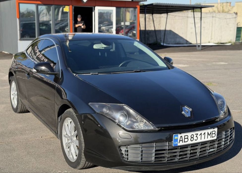 Продам своє авто Лагуна 3 купе